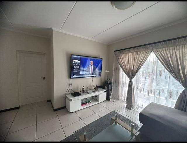 2 BEDROOM PROPERTY TO RENT IN THE WILLIAM ESTATE